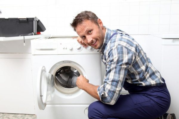 Khi nào nên vệ sinh máy giặt Electrolux