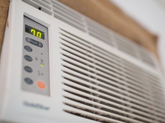Cửa xả lạnh có công dụng xả không khí lạnh ra môi trường bên ngoài